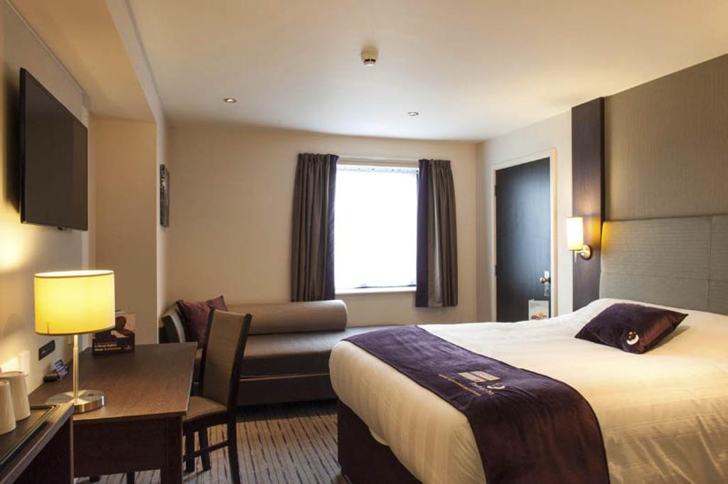 Premier Inn London Croydon West - Purley A23 Rum bild