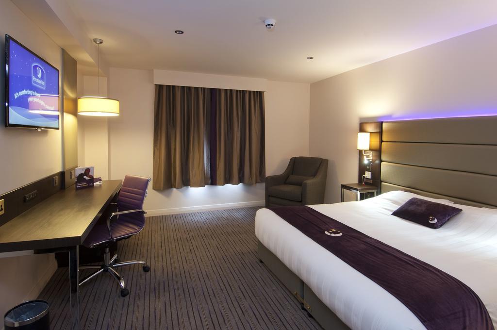 Premier Inn London Croydon West - Purley A23 Rum bild
