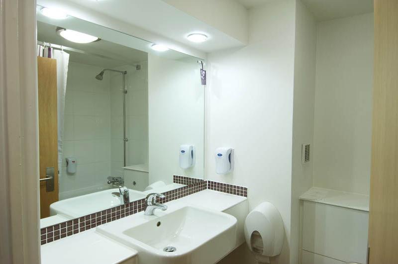 Premier Inn London Croydon West - Purley A23 Exteriör bild